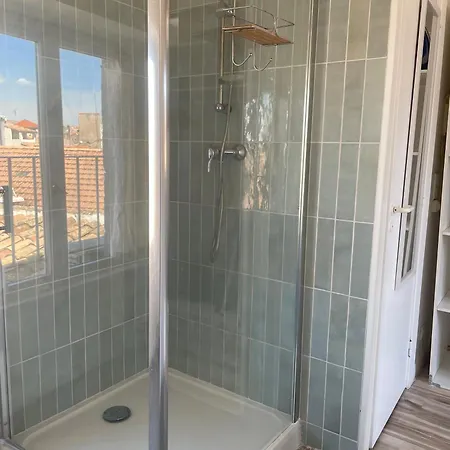 Les Toits Ensoleilles De Madeleine * נים